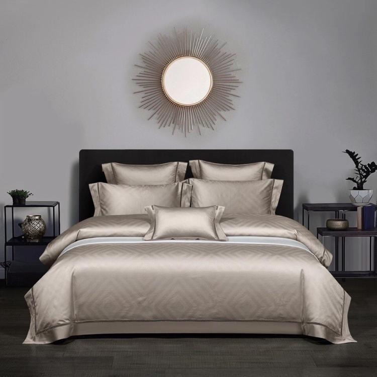 Draps Deluxe Four Piece Satin Bedding