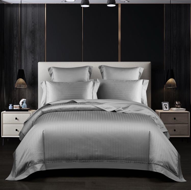 Draps Deluxe Four Piece Satin Bedding