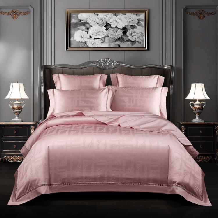 Draps Deluxe Four Piece Satin Bedding